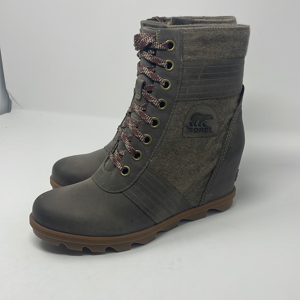 Sorel Women’s Lexie Heeled Boots Gray Size 11